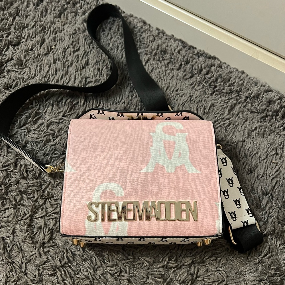 STEVE MADDEN COLORFUL PURSE